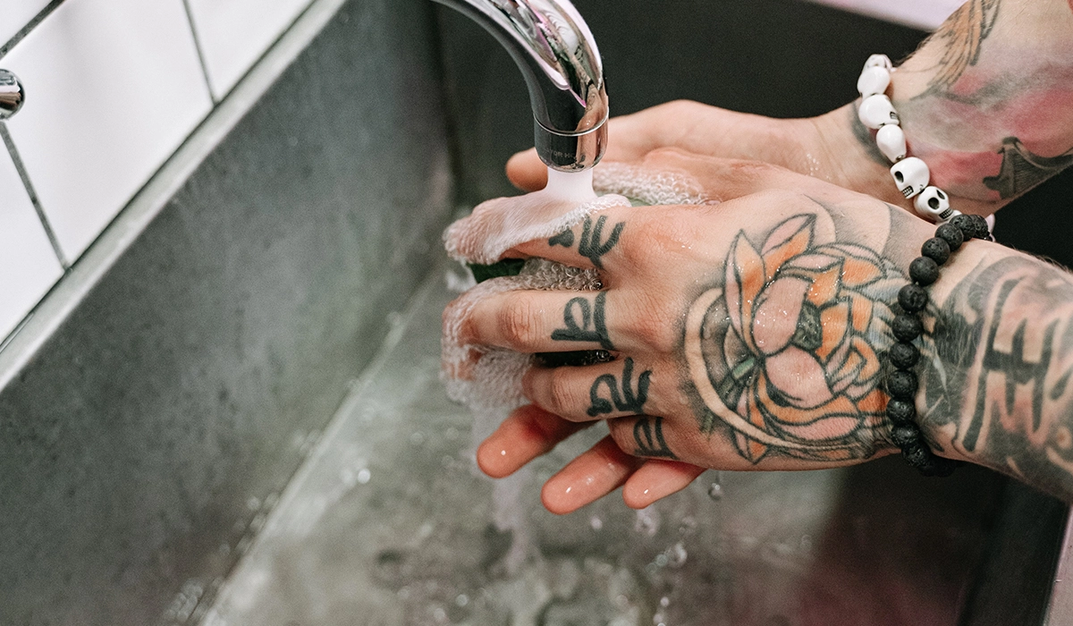 11 Best Tattoo Soaps: The Soaps to Use With a Healing Tattoo (2023)